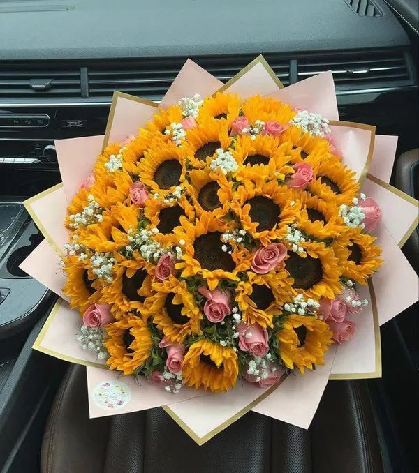 Suspiro Floral: arreglo de girasoles hecho en nuestro taller